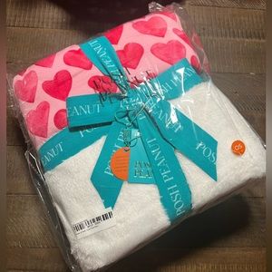 Posh Peanut Queen of Posh Valentine’s Luxe Plush Patoo